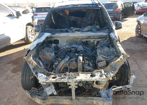 2015 Mercedes-Benz Gl 63 Amg 4Matic z USA, uszkodzony, nr VIN 4JGDF7EE4FA522688